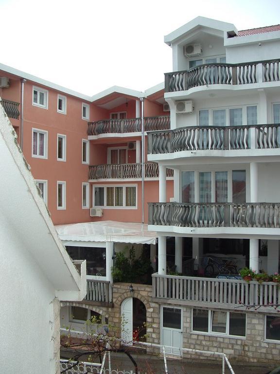 Apartments Andela Budva Exterior photo